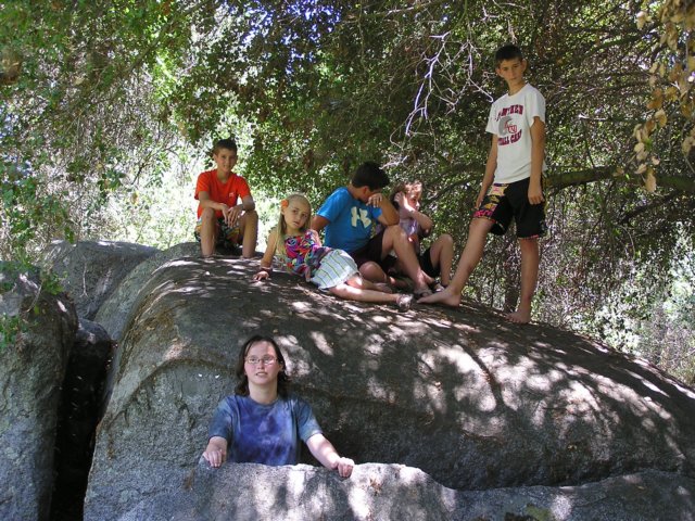 allofthekidsonarock.jpg