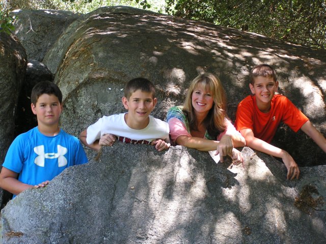 moreofthoseboysandaphanthomovertheshoulder.jpg