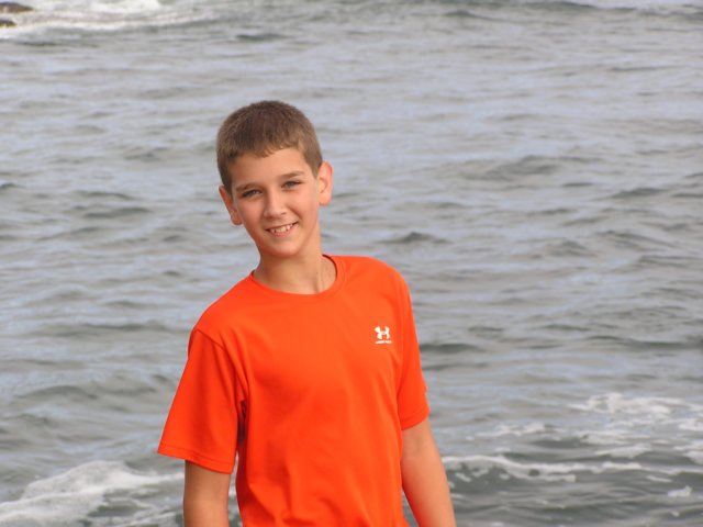 willchillinwiththewaves.jpg